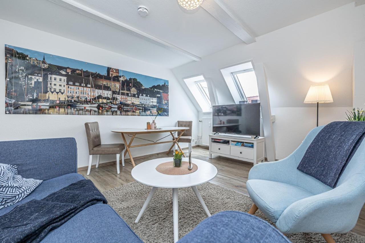 Fewo1846 - Im Sonnenhof - Komfortable 2-Zimmer-Wohnung Im Stadtzentrum Flensburgo Esterno foto
