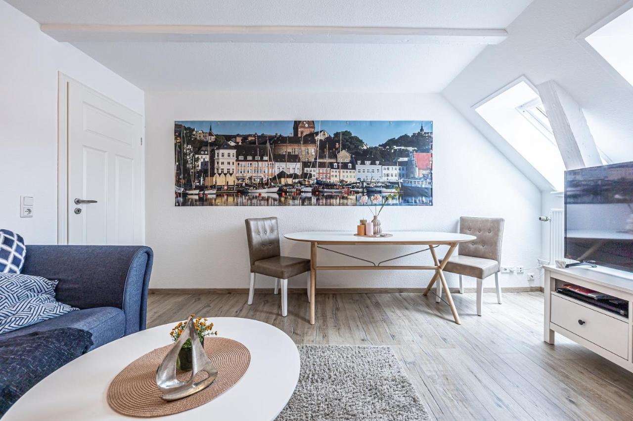 Fewo1846 - Im Sonnenhof - Komfortable 2-Zimmer-Wohnung Im Stadtzentrum Flensburgo Esterno foto